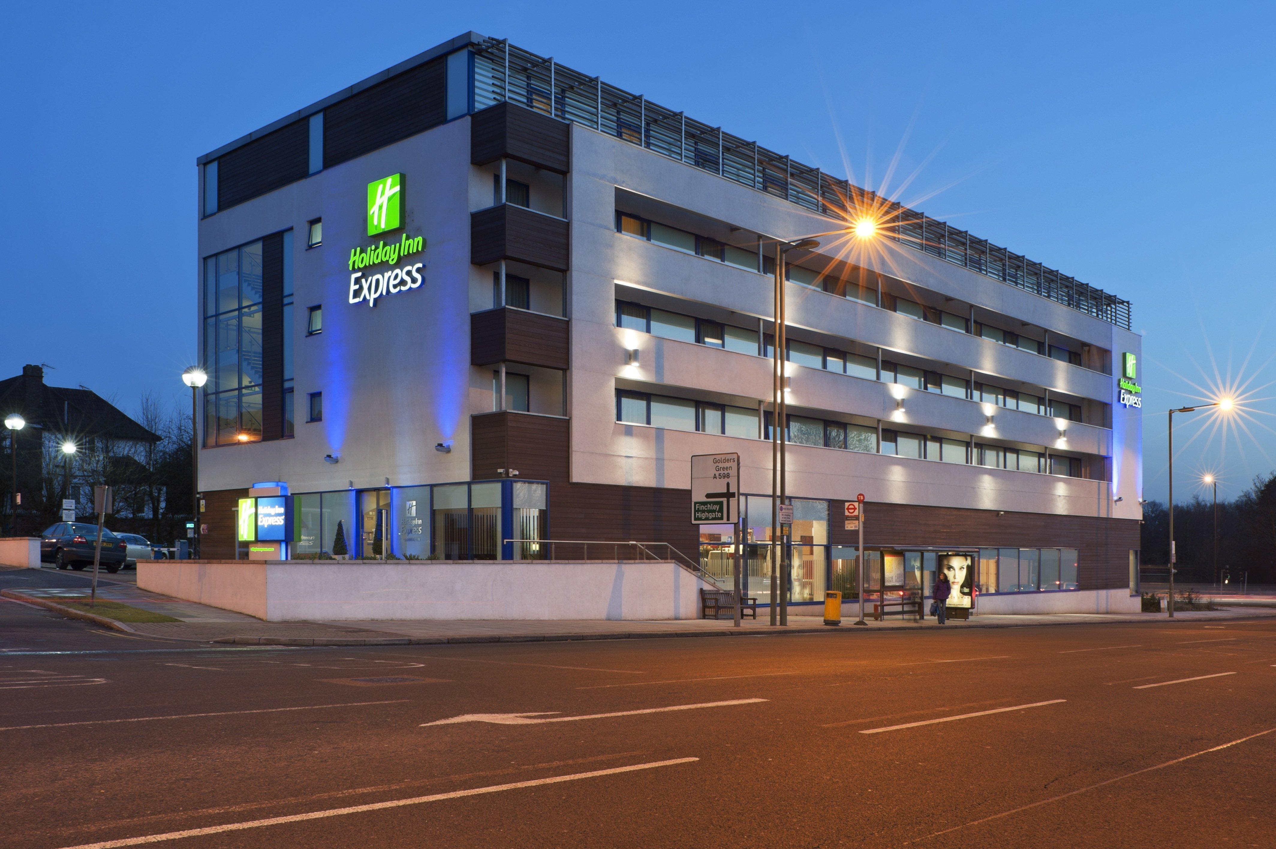 Holiday Inn Express London Golders Green, An Ihg Hotel Финчли Екстериор снимка