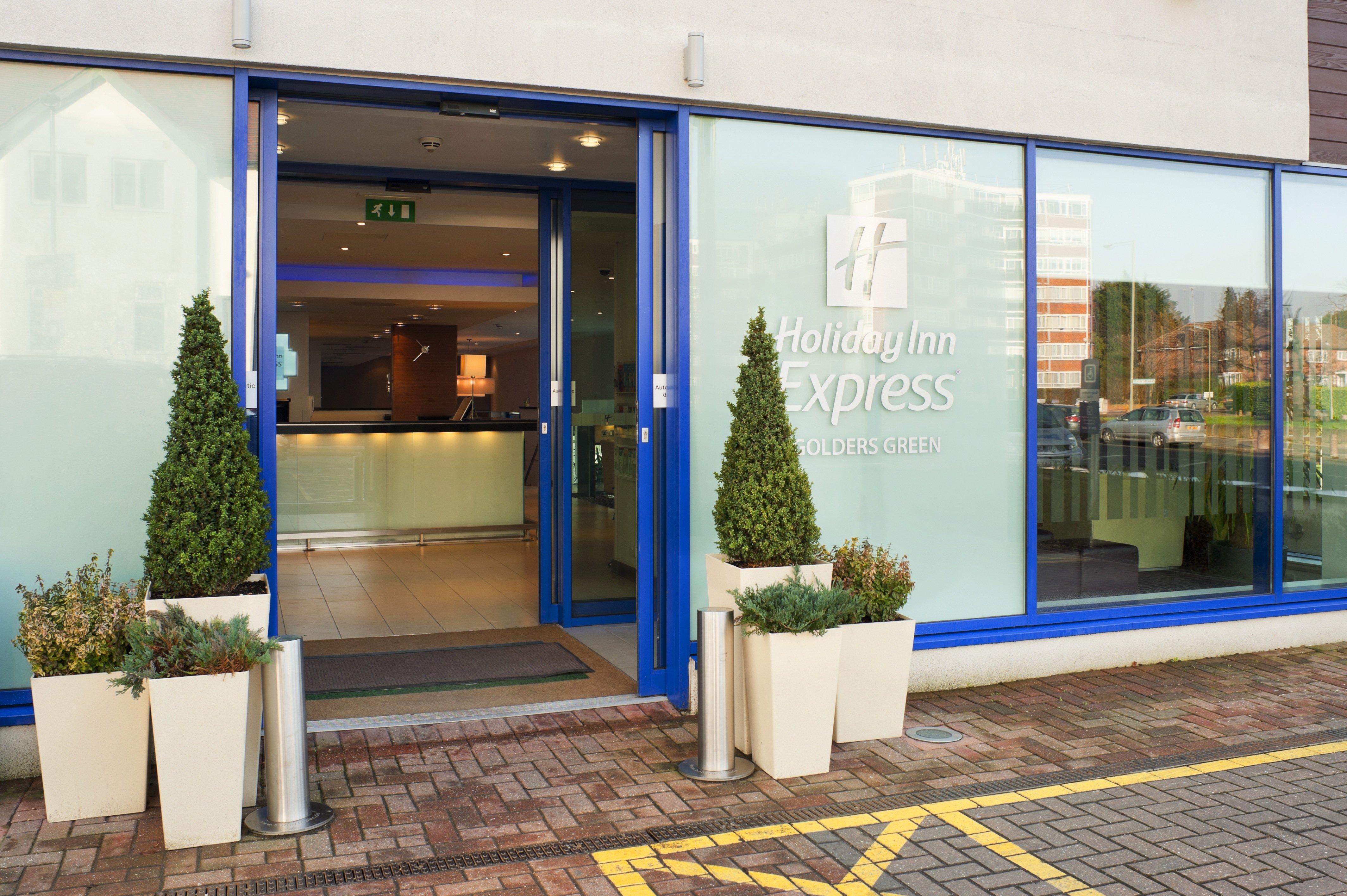 Holiday Inn Express London Golders Green, An Ihg Hotel Финчли Екстериор снимка
