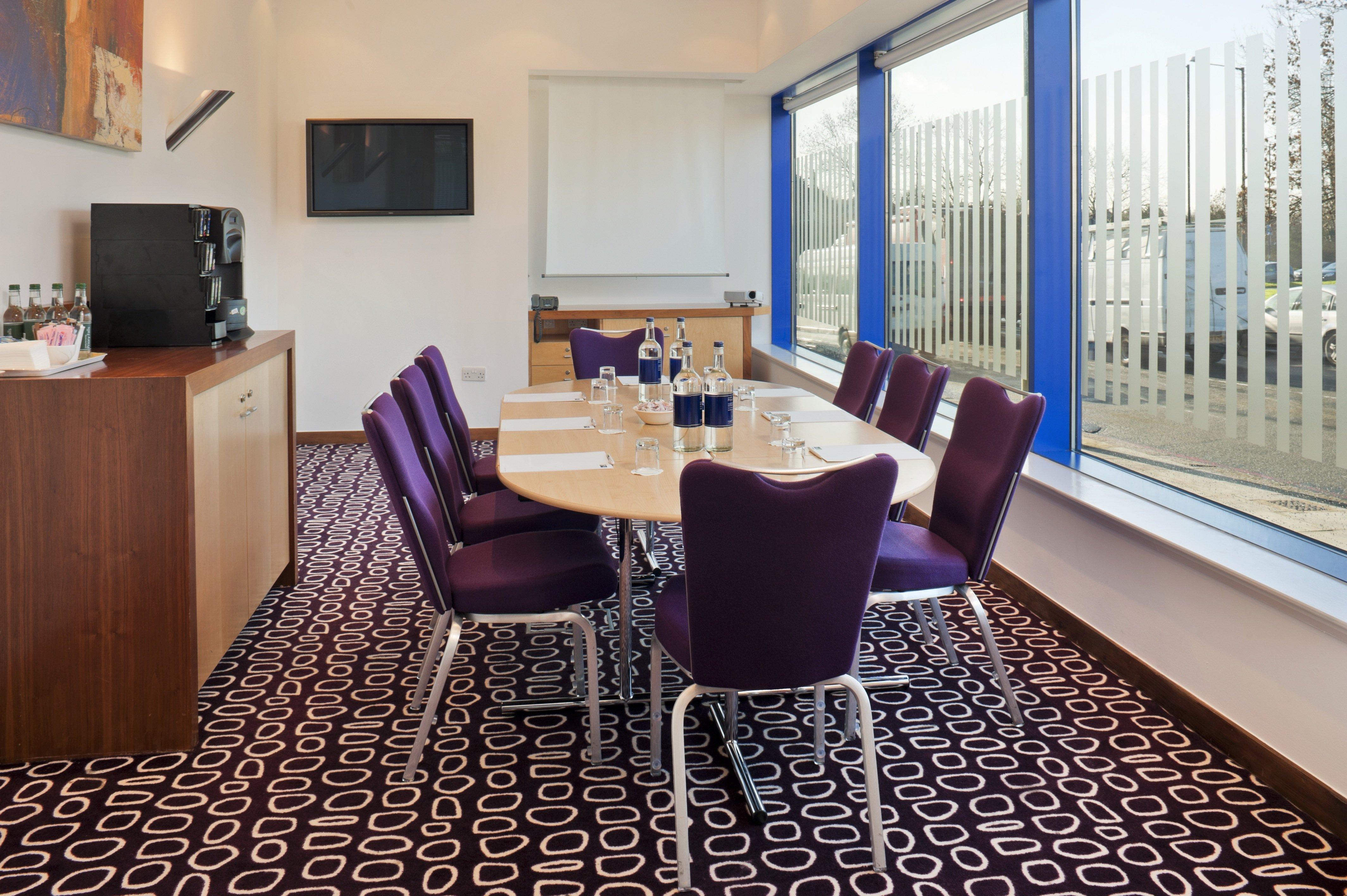 Holiday Inn Express London Golders Green, An Ihg Hotel Финчли Екстериор снимка