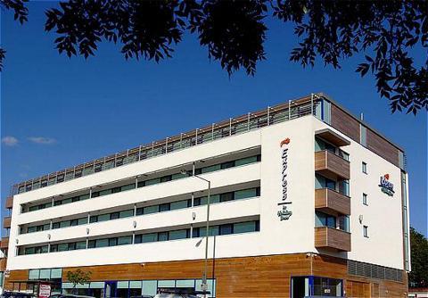 Holiday Inn Express London Golders Green, An Ihg Hotel Финчли Екстериор снимка